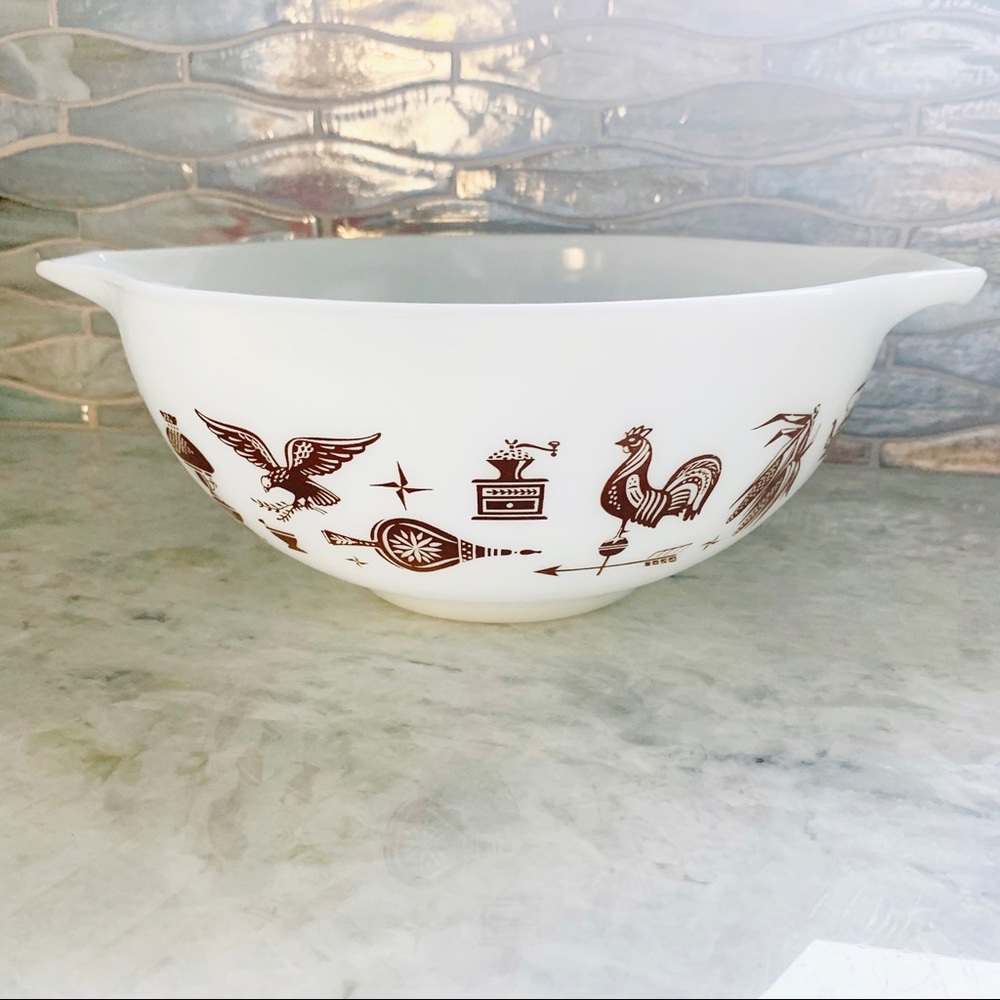 ❌Sold Vintage Pyrex Early American Cinderella Bowl - Picture 2 of 12